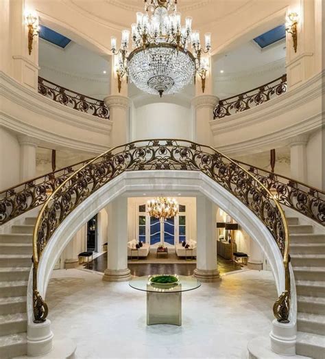 Pin By Rami Khamaisi On Home And More Luxury Staircase Staircase