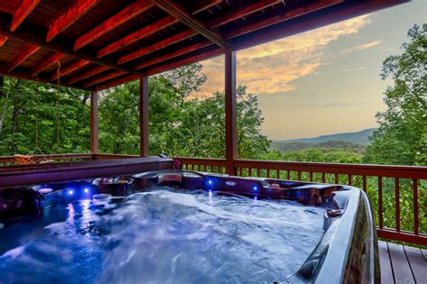 Luxe Blue Ridge Cabin ‘chasing Dreams’ W Hot Tub Evolve
