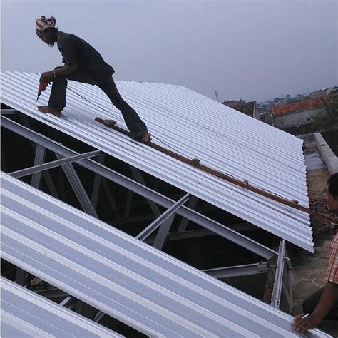 Menambal atap seng boco / terbaru 25+ talang air beton. Cara Memperbaiki Atap Baja Ringan Yang Bocor - Bagi Hal Baik