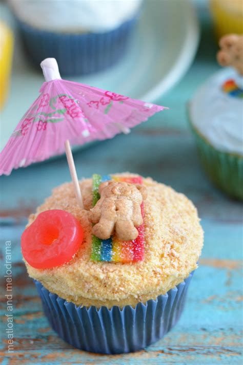 Summer Beach Party Cupcakes Meatloaf And Melodrama Desserts Summer