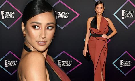 Shay Mitchell Oozes Glamour In Plunging Red And Black Ruffled Gown At