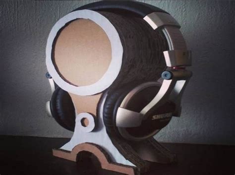 12 Diy Headphone Stand Ideas For Your Home Diyncrafty