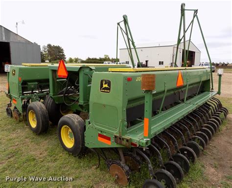 2 John Deere 515 Grain Drills In Timken Ks Item Fg9369 Sold