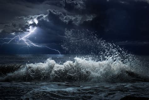 Strong Storms Sometimes Can Be Detected As Seismic Activity DeeperBlue Ocean Storm Storm