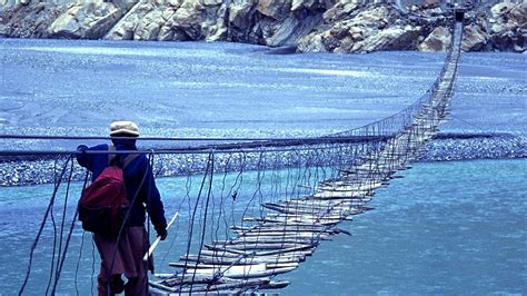 10 Scary Bridges Youll Have To See To Believe Scary Bridges Travel