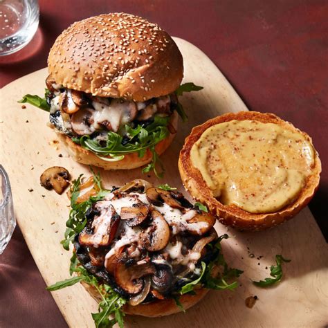 The Most Mushroom Y Mushroom Burger Ever Recipe In 2020 Mushroom