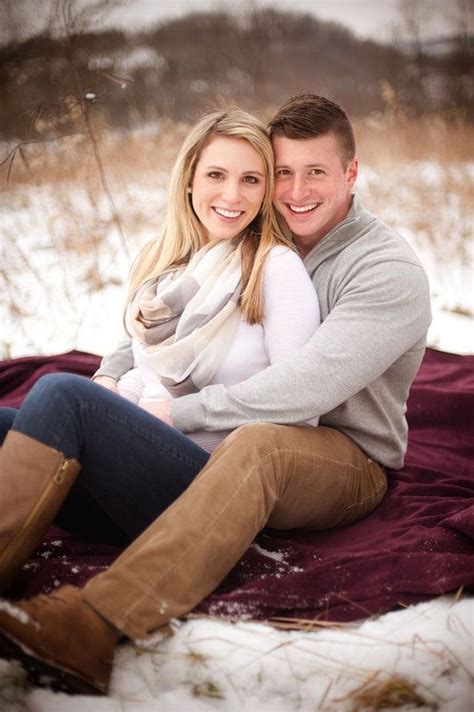 49 Best Winter Engagement Photo Ideas Winter Engagement Pictures