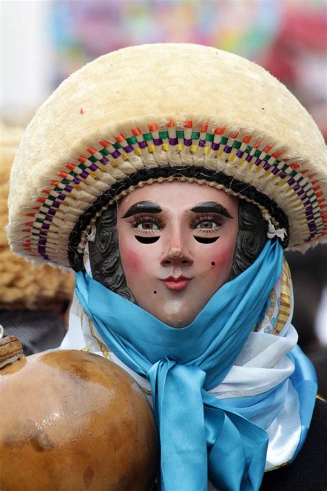 FotoDelDía Fiesta grande en Chiapas Cultura de mexico Parachicos