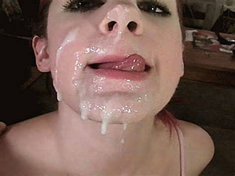 gorące i niegrzeczne amatorskie nastolatka gf lodzik z ogromną spermą na twarzy xhamster