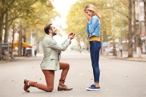 הצעת נישואים בדרך שלכם 10 רעיונות להצעה מקורית במיוחד