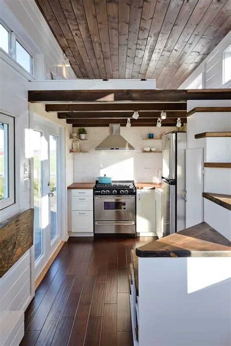 Bright And Stylish Tiny Home Could Not Be More Perfect
