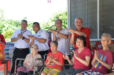 What is the abbreviation for petronas education sponsorship programme? Yayasan PETRONAS Spreads Joy During Chinese New Year