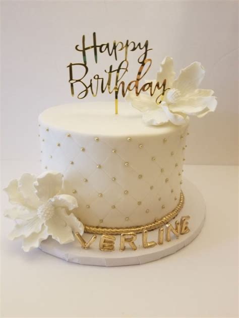 White And Gold Cake Golden Birthday Cakes Th Birthday Cake For Women Pretty Birthday Cakes