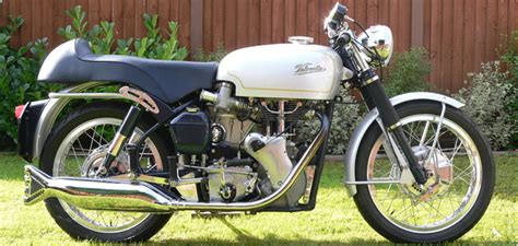 Pin by ️ Mary Y. L ️ on Old Classic / New Motorcycle ...