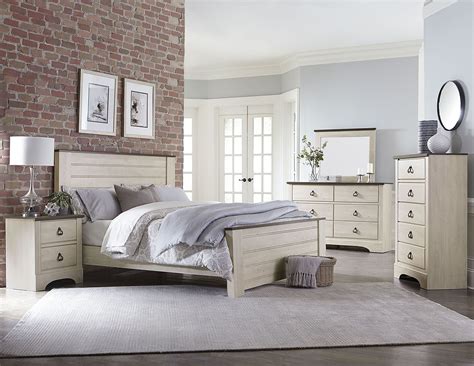 Bedroom sets beds dressers chests nightstands. Standard Rivervale 4pc Distressed Poster Bedroom Set in ...