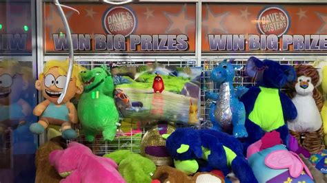 The Big One Claw Machine At Dave And Busters Thevidgame Youtube