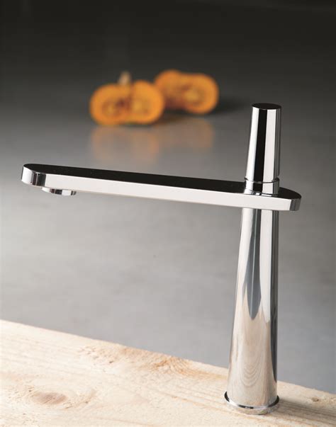 We offer a wide range of modernized faucet designs, ones that incorporate glass and steel, and which give the room a clean and sophisticated feel. Cross Luxury Modern Bathroom Faucet | Chrome