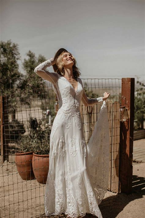 ‘chance Free Spirited Wedding Gowns By Dreamers And Lovers Nouba