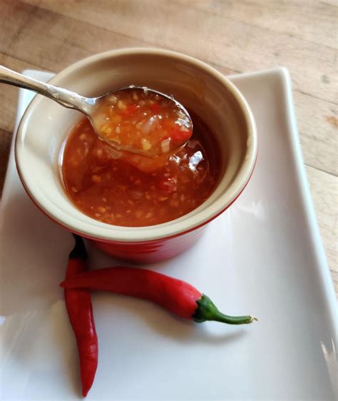Sweet Chili Dipping Sauce Thai Style Eat The Heat Mtlking