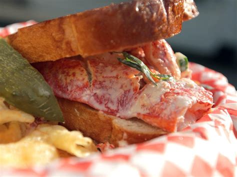 Be the first to share. How Do You (Lobster) Roll? | Best Grilling and Barbecue ...