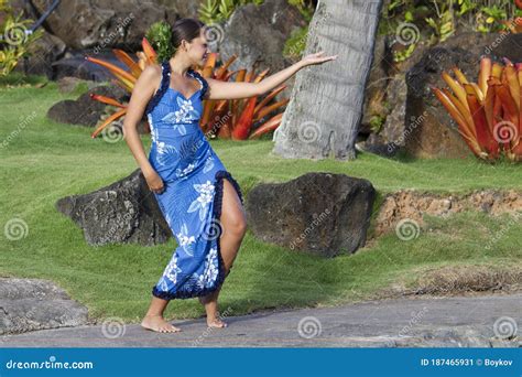 Aloha Festival Attractive Young Woman In Traditional Dress Performs
