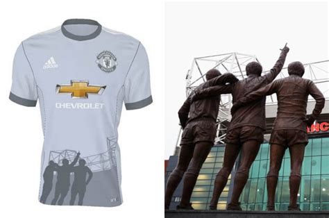 The puma design for manchester city's new third kit contains a striking paisley print which is said to have been inspired by manchester's rich but man city fans were excited by the prospect of it being worn by lionel messi. Man Utd third kit leaked: 2017/18 Adidas strip pays ...