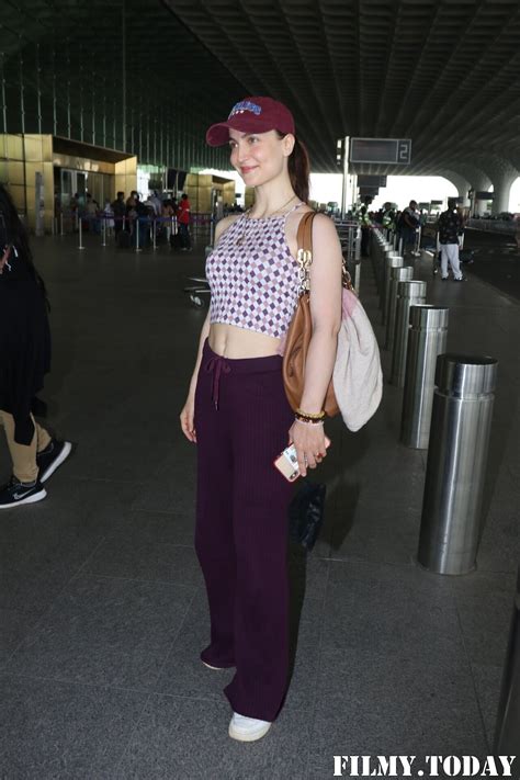 Picture 1867106 Elli Avram Photos Celebs Spotted At Airport