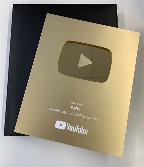 Youtube Otorga A Bmw El Premio Botón De Oro Valenciacars