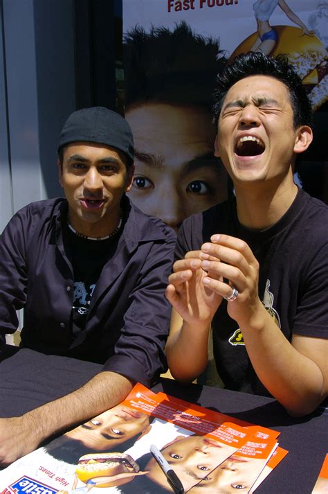 Harold Kumar Star Kal Penn Comes Out And Reveals He Is Engaged To