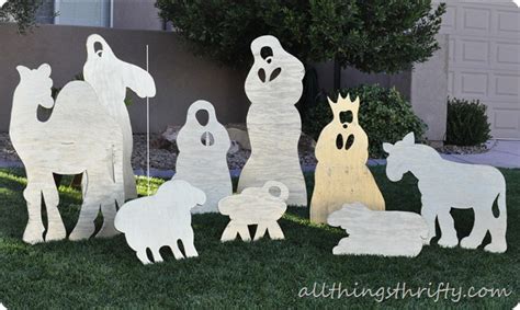 Discover the best outdoor nativity scenes in best sellers. 40+ Easy DIY Christmas Decorations Ideas