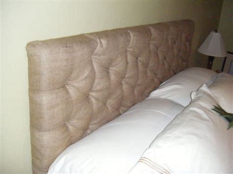 Link To A Tutorial On How To Make A Tufted Headboard Diy Bed