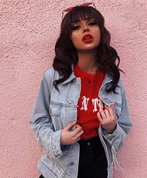 Your aesthetic is often connected to instagram and youtube beauty gurus. To Achieve This Insta Baddie Look You'll Need A Denim ...