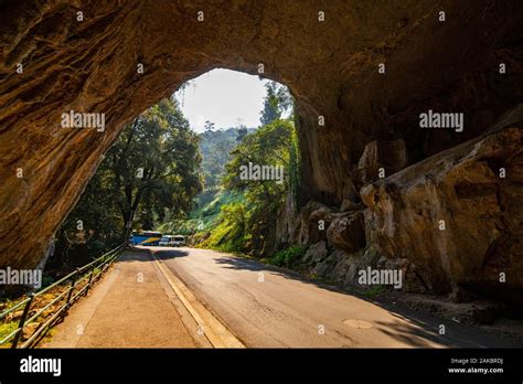 Jenolan Caves Road Hi Res Stock Photography And Images Alamy