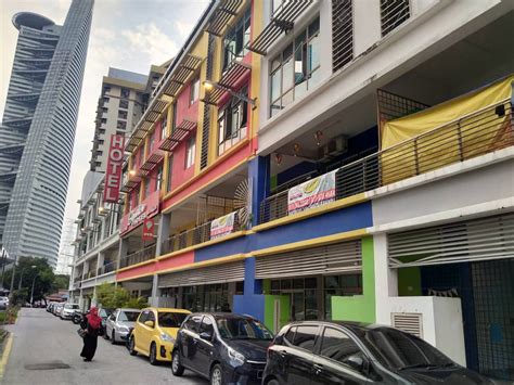 The malaysian government has offered incentives and support for foreign tech companies to base their operations within the country, such as up to 10 years tax exemption and the ability to employ foreign workers. 4 Storey Shop office Pantai Business Centre Shop Lot ...