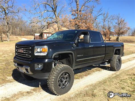 Raise It Up With This 2015 Gmc Sierra 2500 Hd And Fuel Wheels