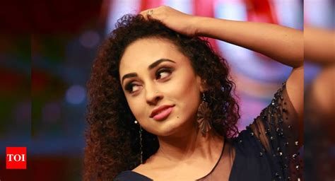 Pearle Maaney Says That Certain Magazines Are Tweaking Her Interviews