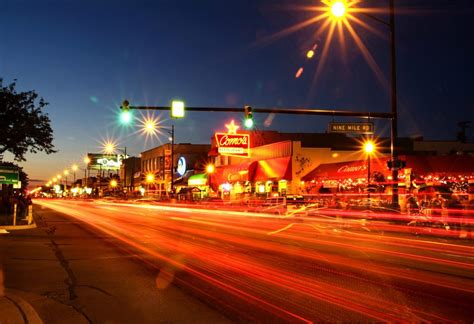 Photo Of Downtown Ferndale Michigan Copyright Jeff White Jwhitephoto 20