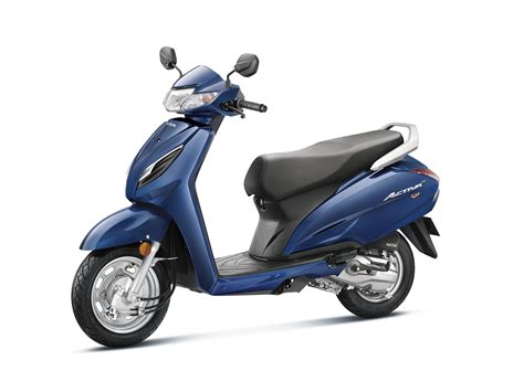 See new honda activa 6g scooter review, engine specifications, key features, mileage, colours, models, images and their competitors at drivespark. BS6 Honda Activa 6G Launched - What Are The Changes?