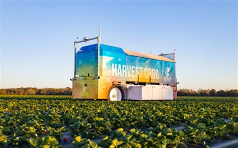 This Robot Strawberry Picker Is A 16 Armed Dynamo Owl Connected