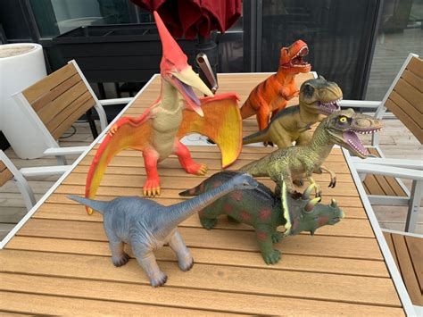 Dinosaurs At Toys R Us
