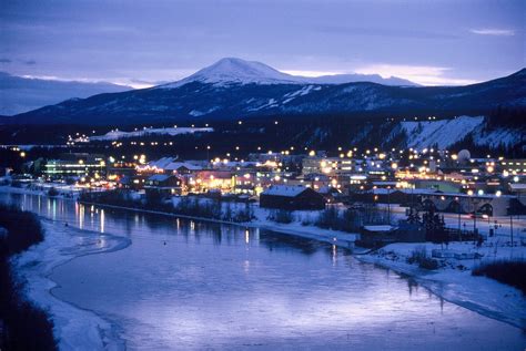 5 Incredible Reasons To Visit The Yukon This Winter Landsby