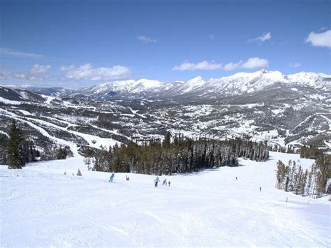 8 Best Ski Resorts In Montana 202324