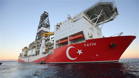 turkey dispatches warships to cyprus eez with orders to fire