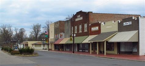 Blink And Youll Miss These 12 Teeny Tiny Towns In Mississippi