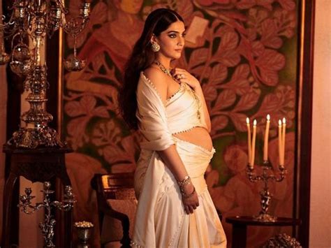 Pregnant Bollywood Star Sonam Kapoor Slays Royal Look In New Maternity Photoshoot Bollywood