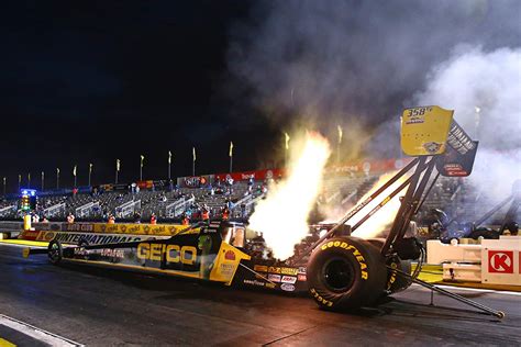 Race Day How A Top Fuel Dragster Works Howstuffworks