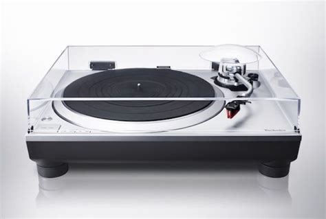 The 8 Best Vintage Turntables And What To Look Out For When Buying