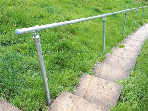 In Line Galvanised Steel Handrail With Swivel Joints 42mm Diameter