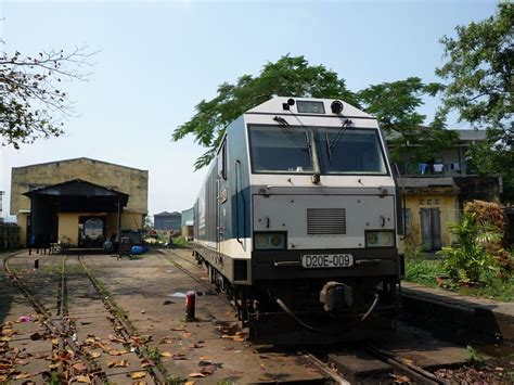 d20e locomotive siemens ar15 vietnam railway flickr
