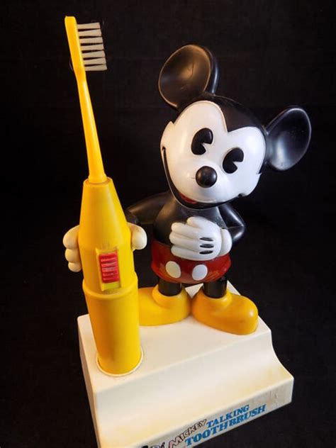 Vintage 1970s Mickey Mouse Talkng Toothbrush Disney Mickey Electric